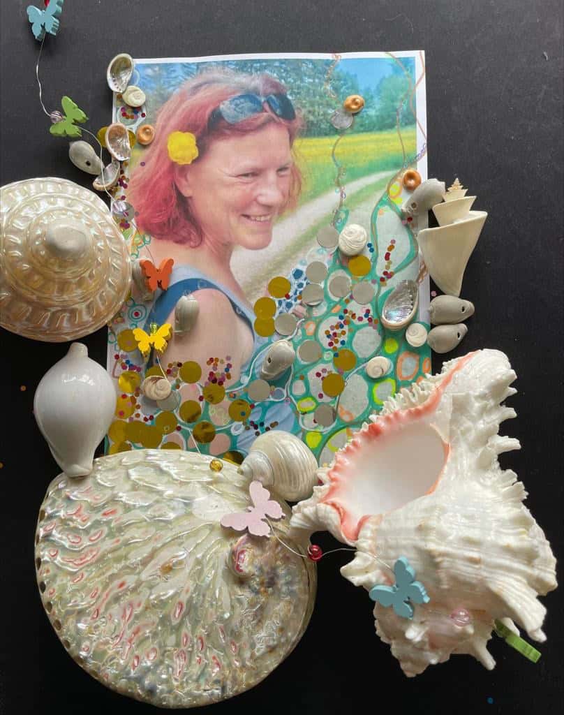 Heilmuscheln werden auf deinen Namen, dein Anliegen und deine Frequenz ganz individuell gelegt.